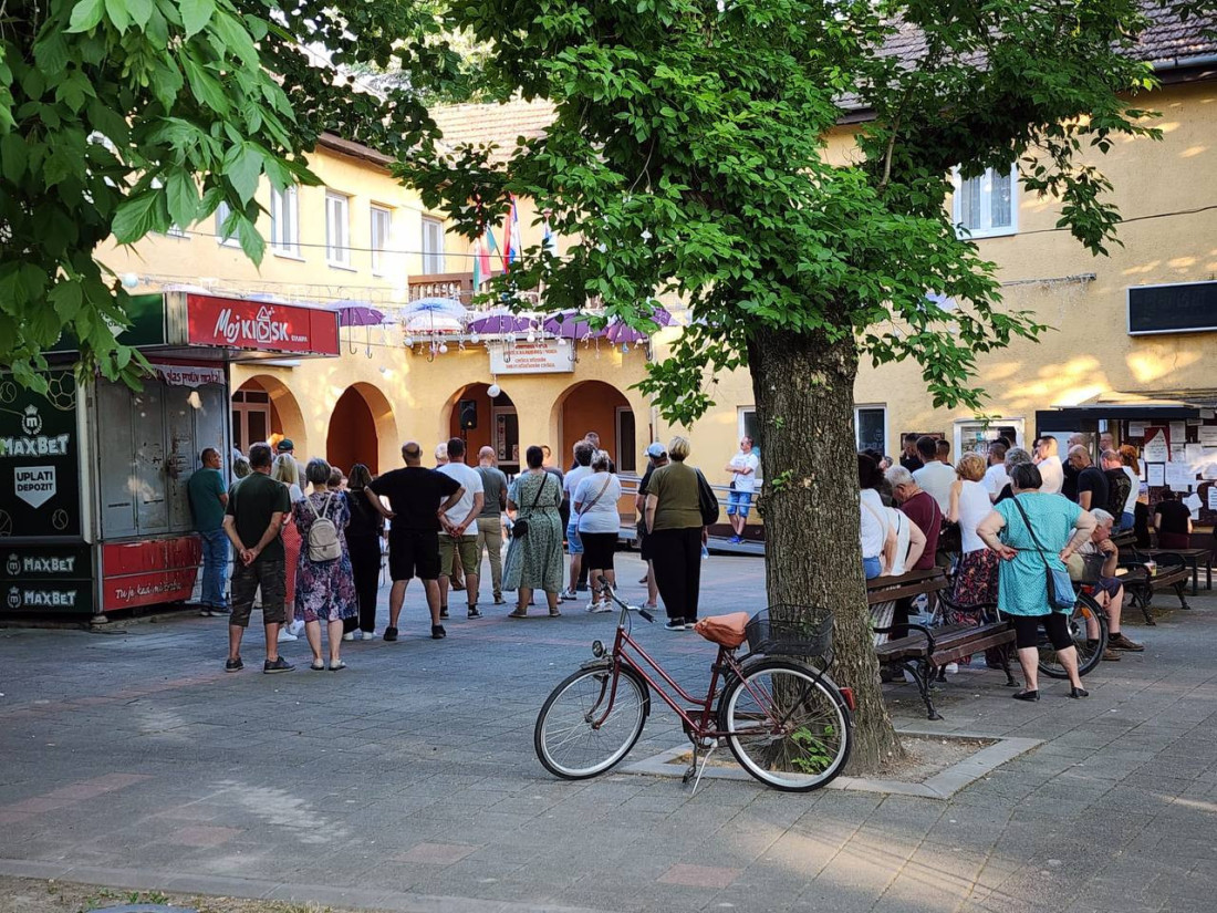 Čoka ne može da se oporavi od šoka! Nakon velelepnog mitinga u Novom Kneževcu, Miša Bačulov oborio sve rekorde