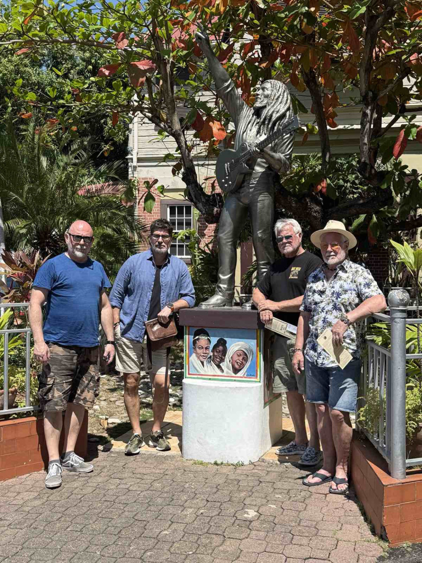 Čuvena muzika YU grupe u rege verzji: Poznate pesme snimljene na Jamajci (FOTO)