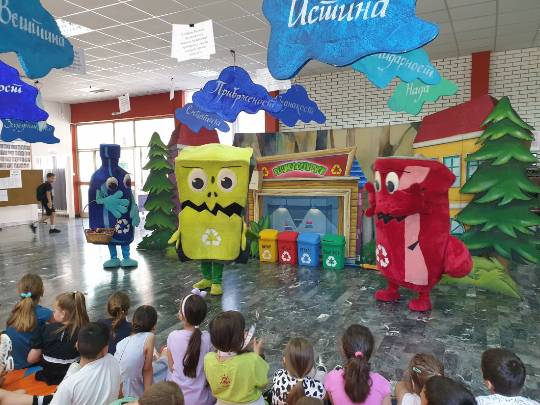 Reciklosaurusi "Gradske čistoće" posetili prvake i u Rakovici