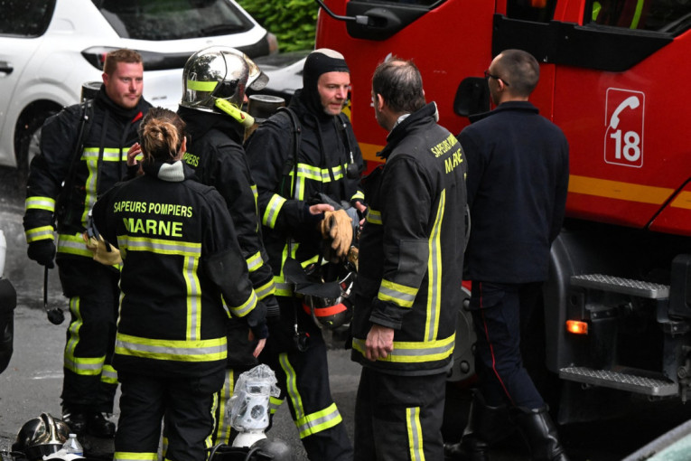 Požar u bolnici kod Tulona: Preminuo pacijent, evakuisane 32 osobe