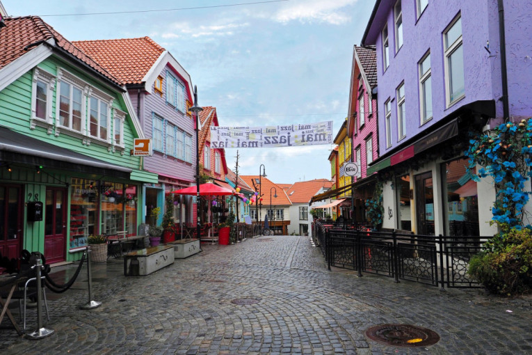 Ova zemlja udara po džepu turista: Uvodi taksu zbog gužvi, evo i na šta