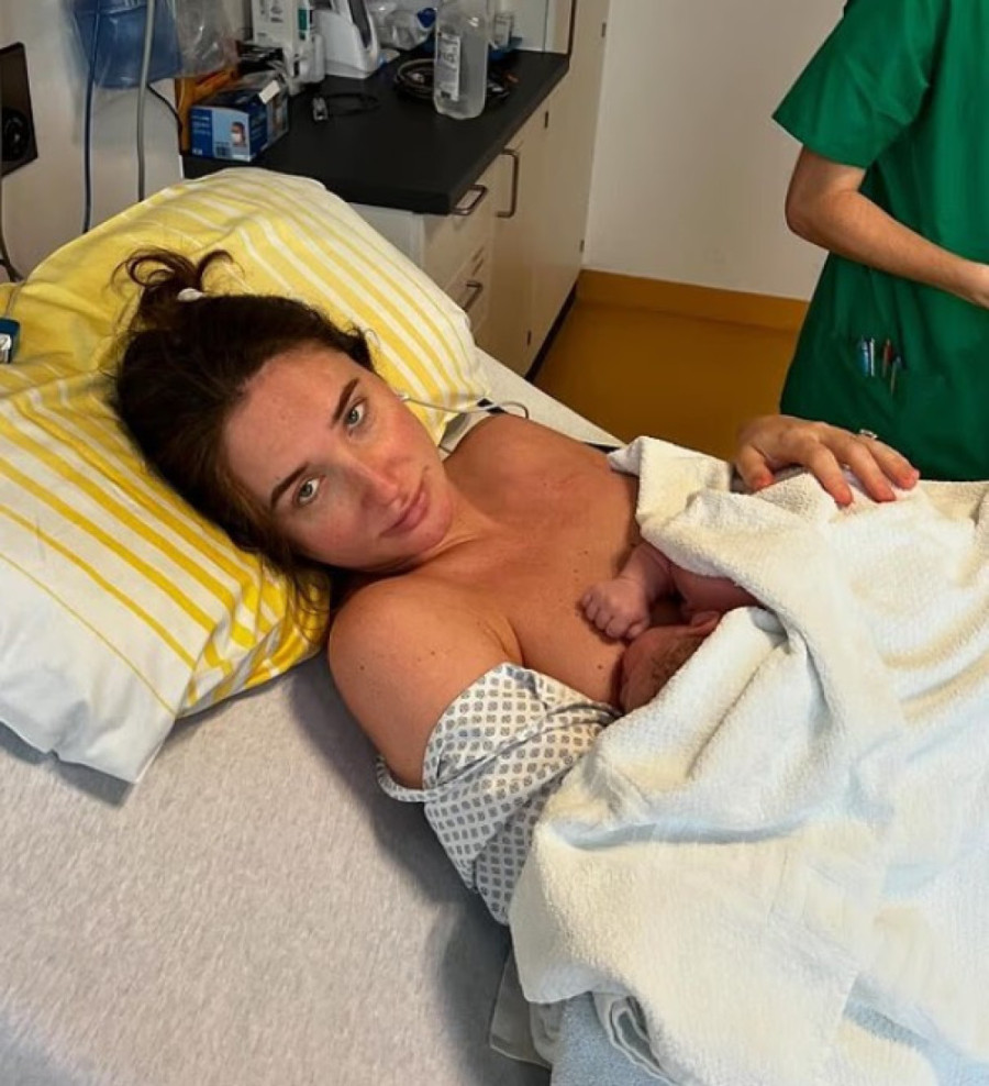 Udala se poznata pevačica! Verili se u Crnoj Gori, a evo gde su napravili gala svadbu!