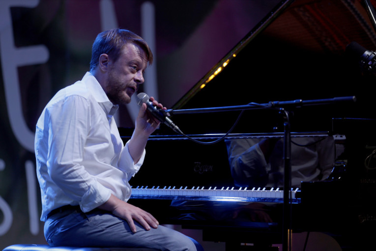 Matija Dedić je nekoliko puta išao na odvikavanje: "Bojao sam se kriza!"