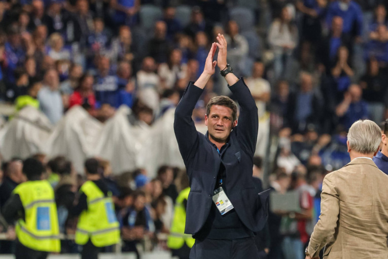 Inter rešio da krene ispočetka! Slavni Rumun potpisao!