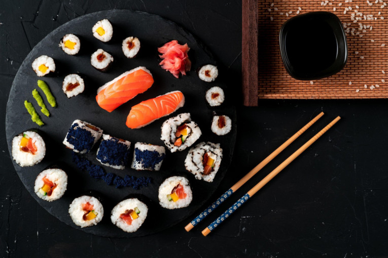 Ne ide samo uz suši: Kako nekoliko kapi soja sosa može da podigne vaš ručak na potpuno novi nivo?