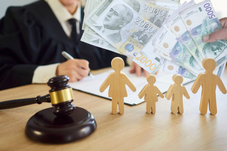 Kada razvod postane rat! Deca plaćaju najveću cenu sukoba roditelja (FOTO/VIDEO)