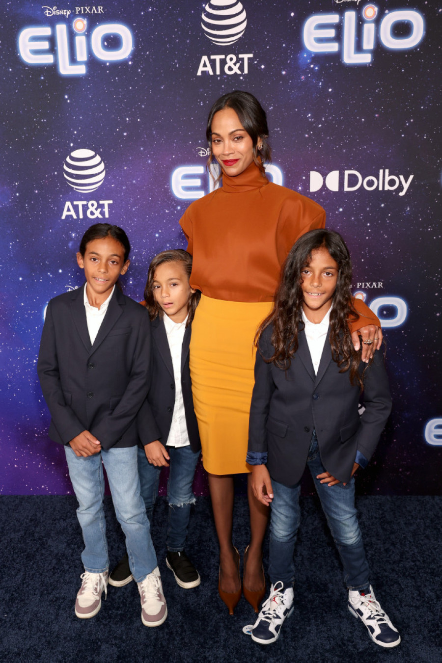 Zoe Saldana na svetskoj premijeri filma "Elio": Najveću pažnju privukli njeni sinovi (FOTO/VIDEO)