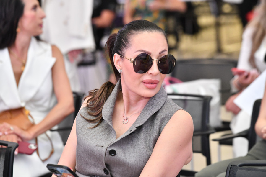 Nada Topčagić odbrusila kolegama: Piju u litrama konjak, a ja pijandura?! Pomenula i Cecu!