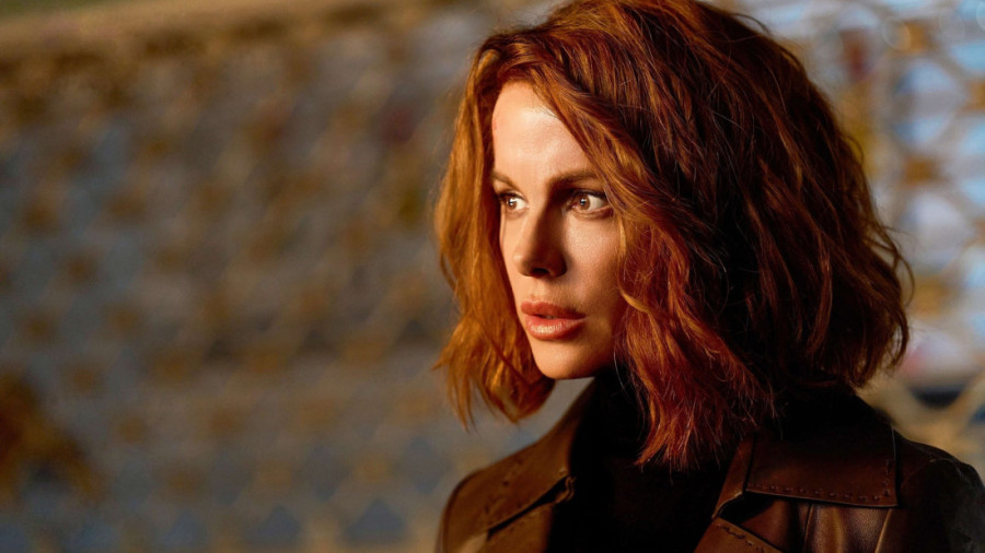 Kejt Bekinsejl na meti surovih kritika zbog izgleda: "Ne izgledaš dobro, treba ti pomoć!"