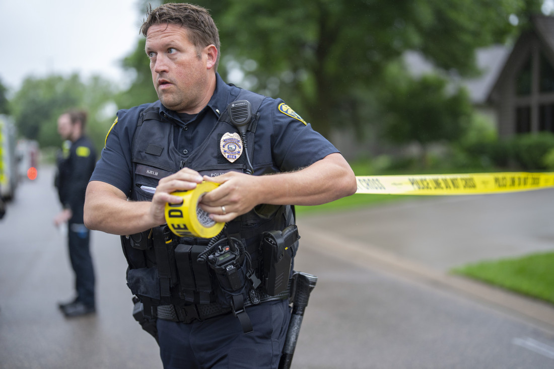 Politički motivisano ubistvo! U pucnjavi u Minesoti ubijeni demokratska članica Kongresa i njen suprug - senator teško ranjen! (FOTO)