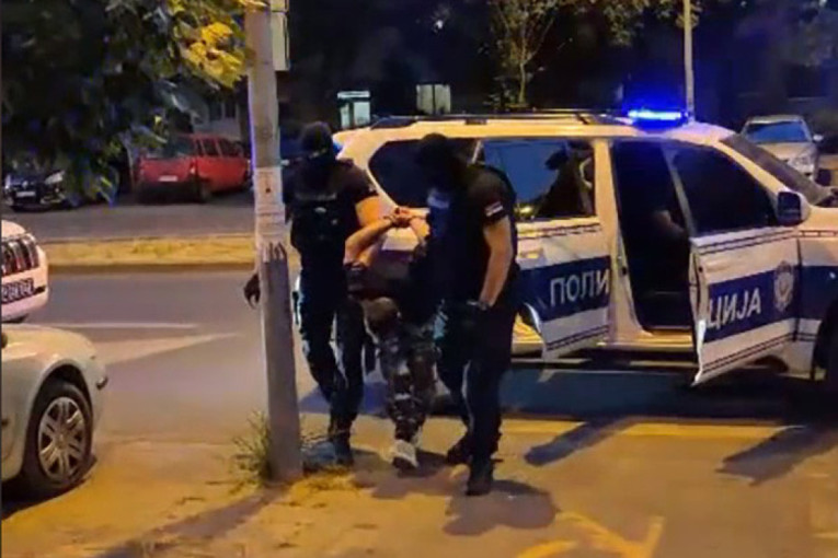 Progovorile komšije žene koja je pronađena u ventilacionom otvoru zgrade: Nemoguće da je upala sama, otvor je premali