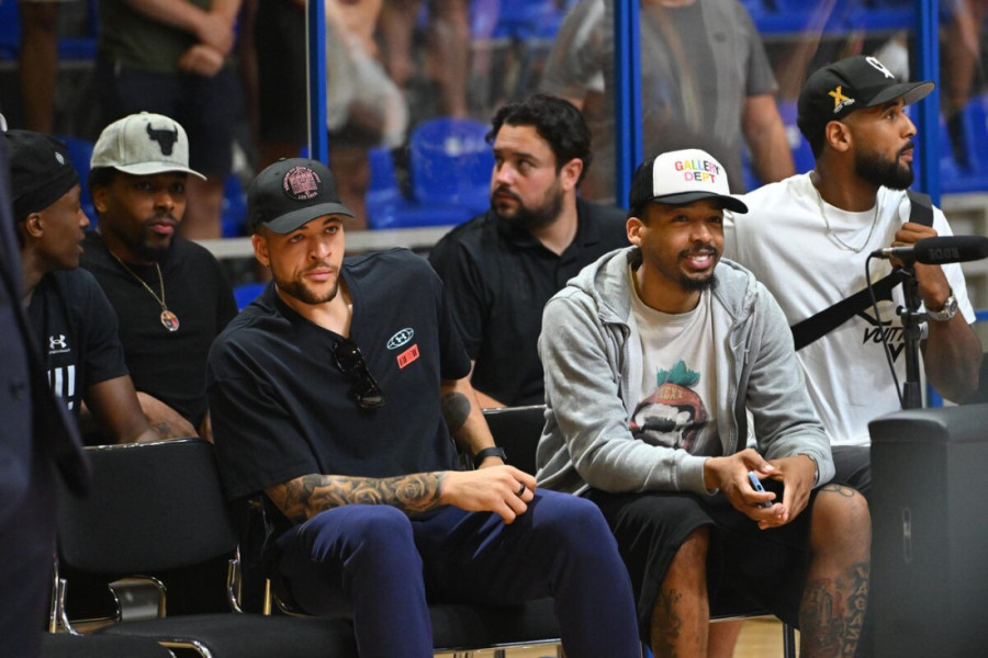 Karaičić imao baš zanimljivu konferenciju: "On meni vojvodo, ja njemu serdare, morali smo da izbacimo promile iz igrača"