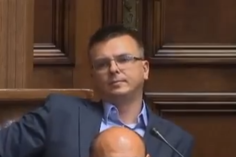 Snimak ogolio blokadersku prevaru: Prvo da srušimo vlast, a onda ćete saznati šta smo vam zapravo spremili?! (VIDEO)