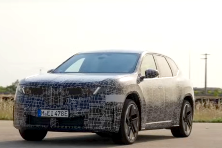 BMW menja pravila igre: Novi električni model sa tehnologijom budućnosti ide i do 800 kilometara (VIDEO)