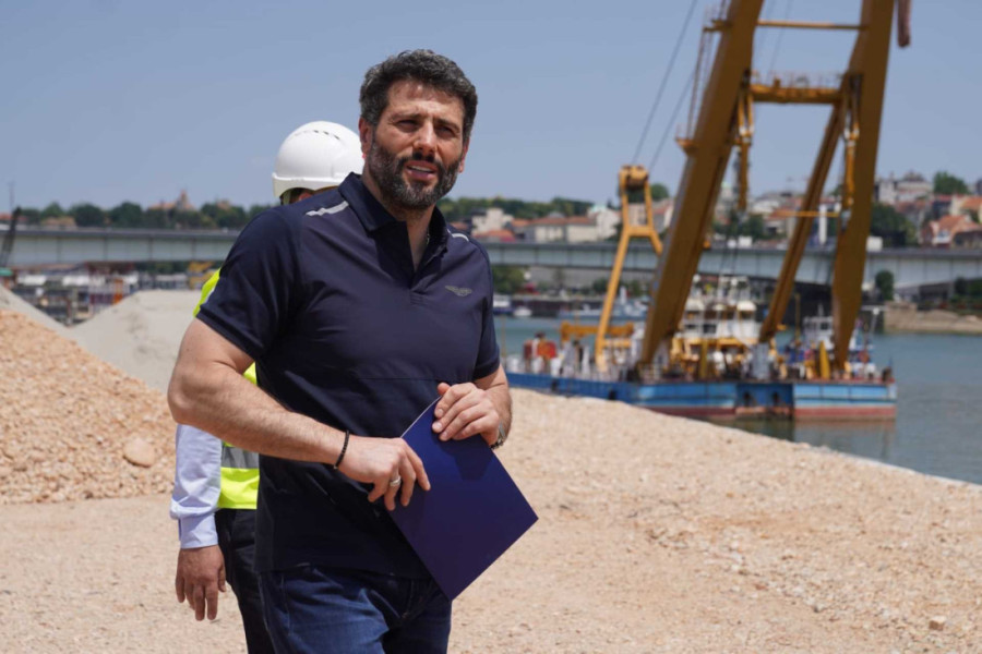 Podela vaučera za svu beogradsku decu i zaposlene u obrazovnom sistemu počinje u ponedeljak