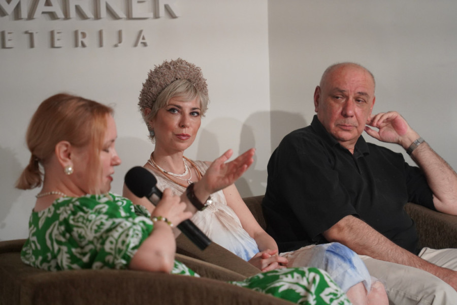 Da Nebojša nema takav metod bilo bi nečitljivo jer je prestrašno: Tajna romana "Dvor kneza Mihaila Obrenovića" (FOTO)