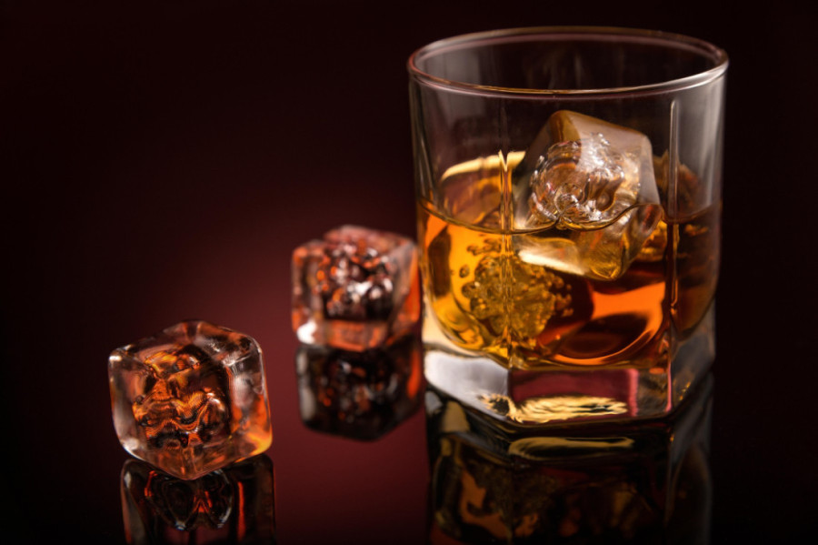 Praznično upozorenje! Ove četiri vrste alkohola izazivaju najgori mamurluk