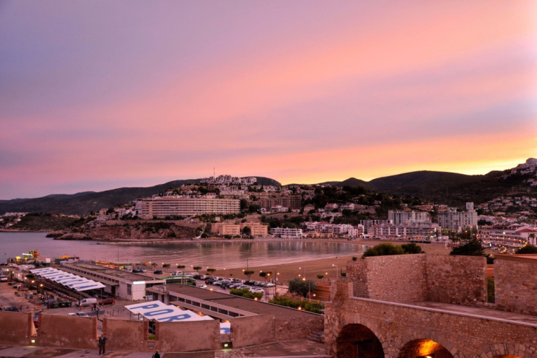 Skriveni dragulj Španije koji turisti još nisu otkrili: Grad bez gužve, s plažama iz snova i savršenom paeljom (FOTO)