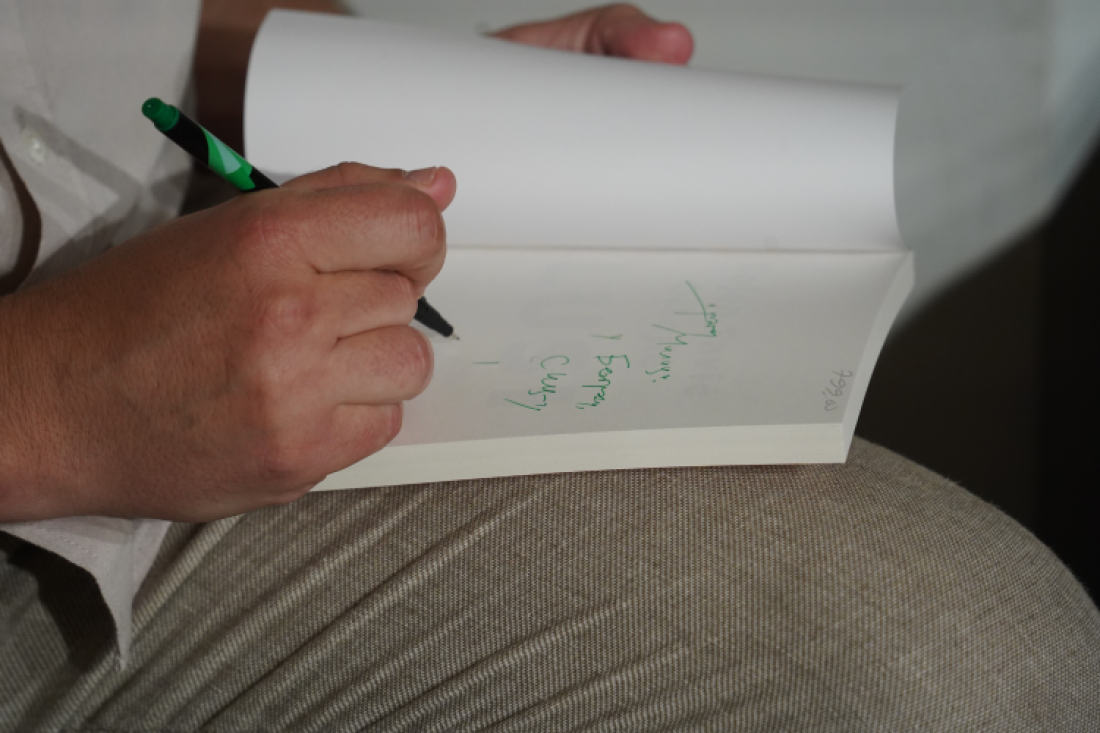 Ko je Lusi? Omaž vremenu bez kompjutera u knjizi Bojana Savića Ostojića