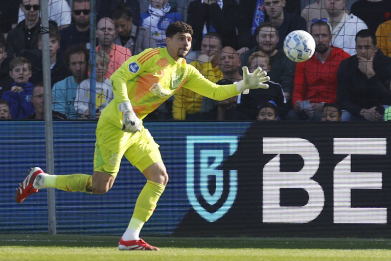 Zvezda našla zamenu za Glazera! Pregovara se sa legendarnim Brazilcem, razrađuju se detalji ugovora!