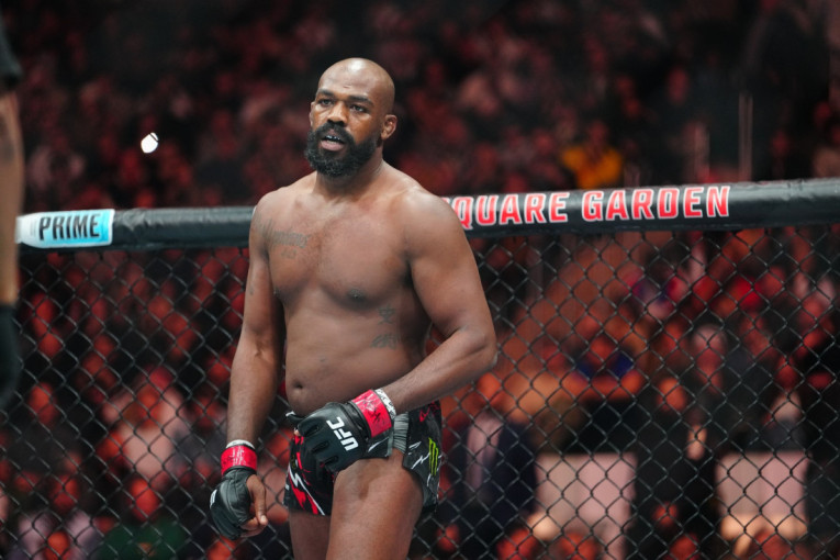 Preminuo legendarni fudbaler: Osvojio je Superbol i brat je čuvenog UFC borca!