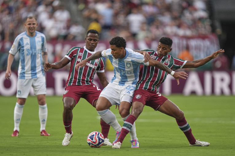 Fluminense dodao gas, pa preokrenuo: Ulsan odigrao poluvreme iz snova, a onda su se Brazilci naljutili (VIDEO)