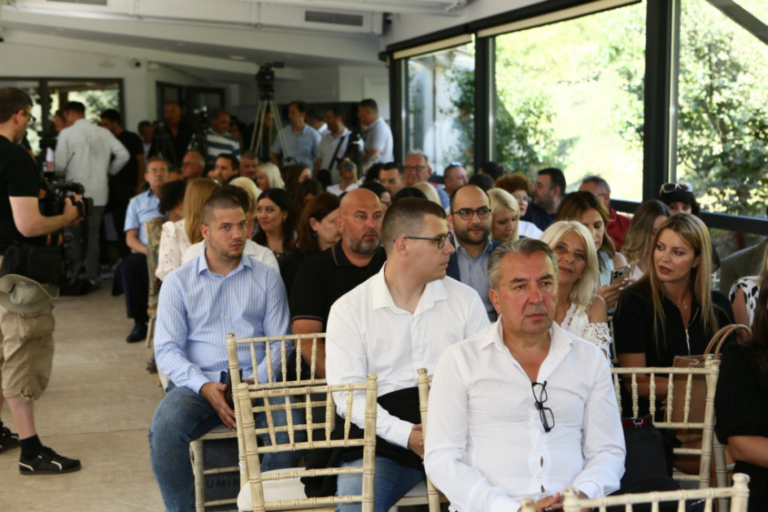 Srbija dobila profesionalno medijsko udruženje: Osnovana Asocijacija novinara Srbije (FOTO)