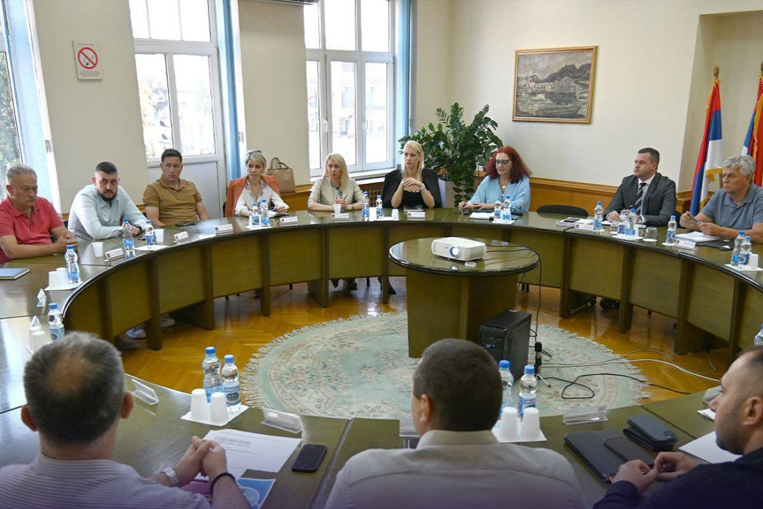 Sastanak "Sistema 48": Stabilno vodosnabdevanje u Inđiji: Novi bunari pred puštanjem u rad, uvedeni bar kodovi za očitavanje gasa