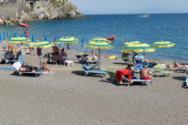 Spor u Italiji: Da li turisti smeju da donesu svoj sendvič na privatnu plažu?