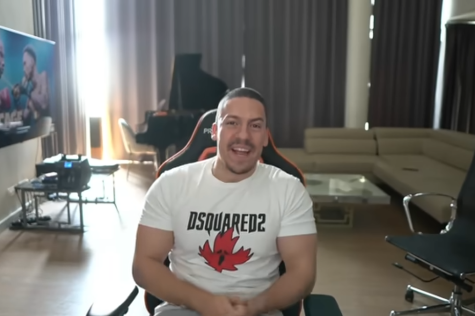 "Kunem se da mu je..." Onlifens zvezda o intimnim trenucima sa Bakom Prasetom!