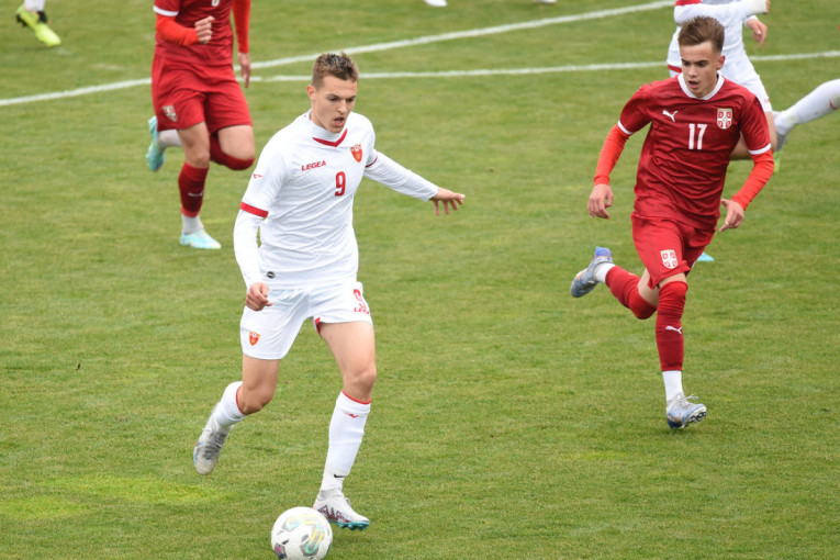 Pao dogovor: Talentovani fudbaler potpisao za Partizan!