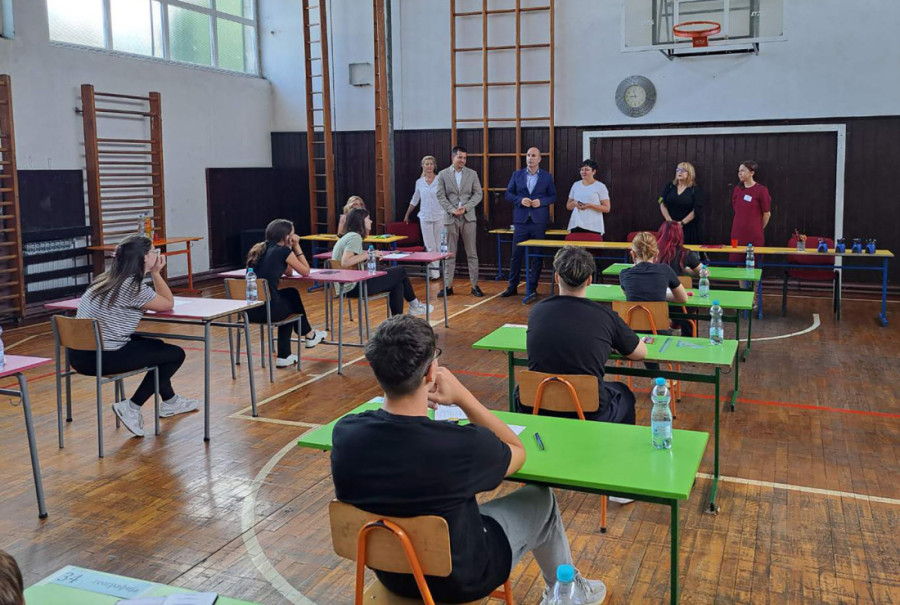 Evo kako su se osmaci pokazali na maturskom ispitu: Ministar otkrio prosečan broj poena!