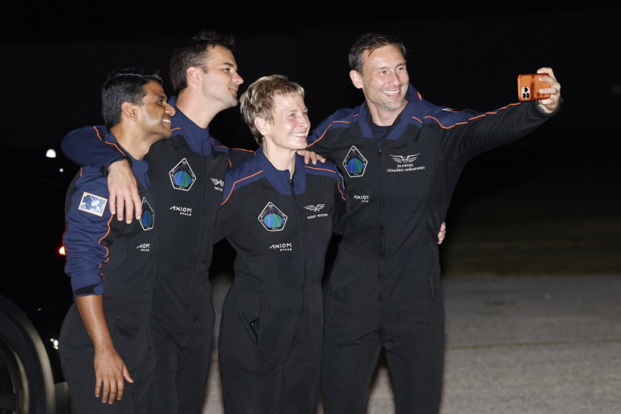 Astronauti Indije, Poljske i Mađarske poleteli jutros u svemir! Posada će izvesti više od 60 naučnih eksperimenata za 31 zemlju!