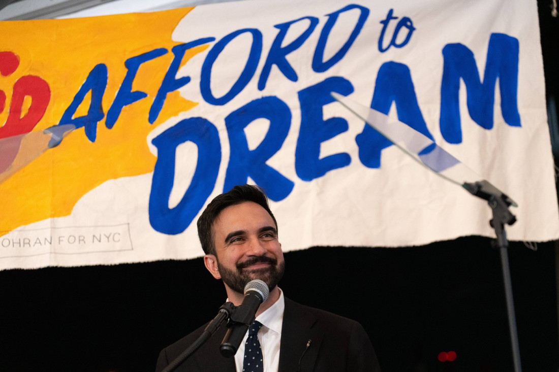 Musliman na čelu Njujorka? Ko je Zohran Mamdani, kandidat demokrata za gradonačelnika