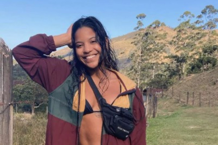 Žena se okliznula, pa upala u krater vulkana: Samo su joj virile ruke, spasioci nisu uspeli da joj pomognu (FOTO)