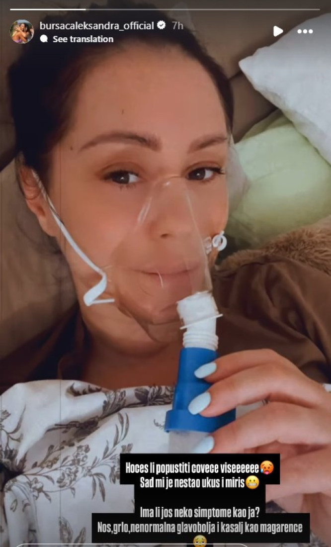 "Nestao mi je ukus i miris!" Pevačica prikovana za krevet, požalila se na svoje stanje!