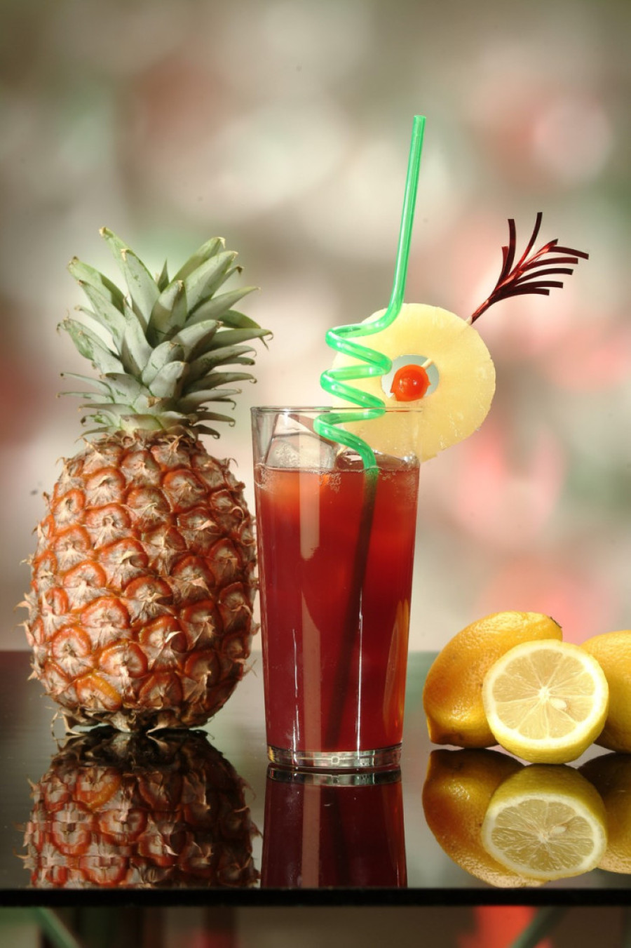 San letnje noći: Imamo četiri osvežavajuća koktela sa malo alkohola koja možete da pijuckate do mile volje