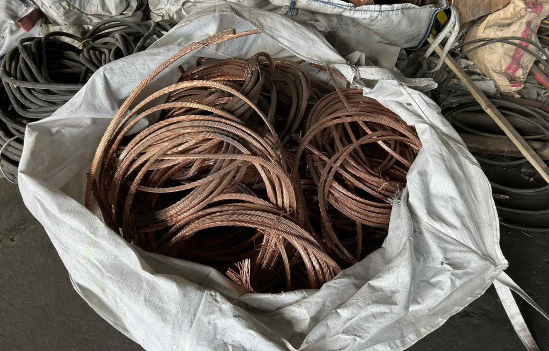 Uhapšeni razbojnici zbog krađe bakarnog kabla vrednog 54 miliona: U skloništu pronađeno više od 1.000 kilograma ukradenog materijala (FOTO)