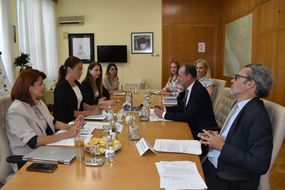 Pavkov sa predstavnicima AFD-a o projektima izgradnje regionalnih centara za upravljanje otpadom širom Srbije