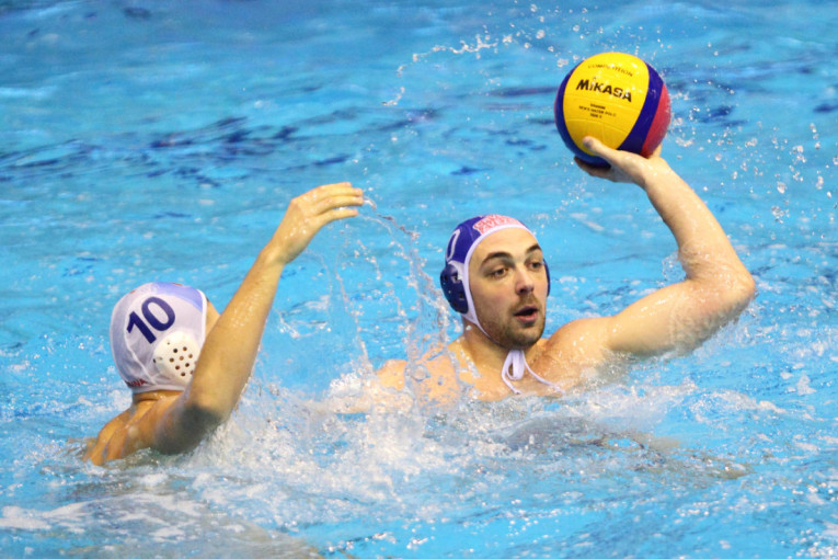 Delfini počeli porazom od Savićeve Crne Gore! Doktorski povratak Vapenskog u reprezentaciju!