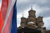 Francuski ministar posle Prištine otišao u Gračanicu! Evo šta je poručio o Srbima! (FOTO)