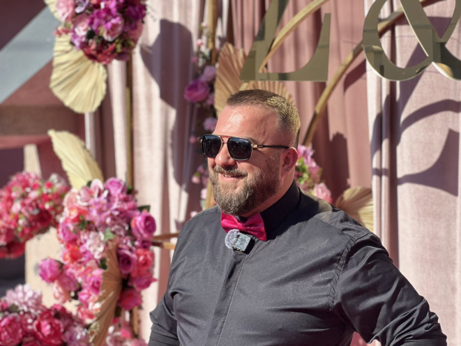 Harmonikaš ništa neće prepustiti slučaju: Gala veselje je na pomolu!