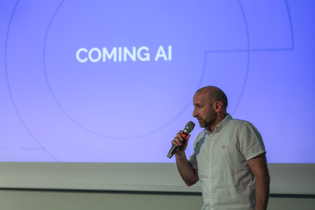 Coming preuzeo Tangled i širi se u AI sa novom kompanijom