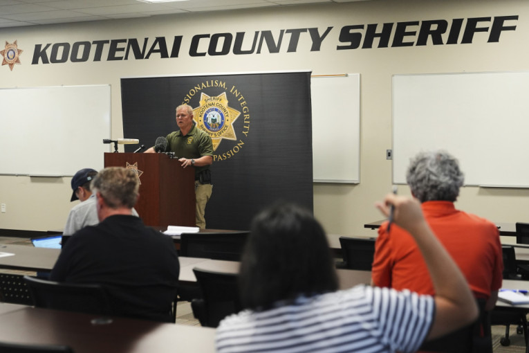 Vatrogasci ubijeni tokom intervencije: Gasili požar, napadač pucao na njih