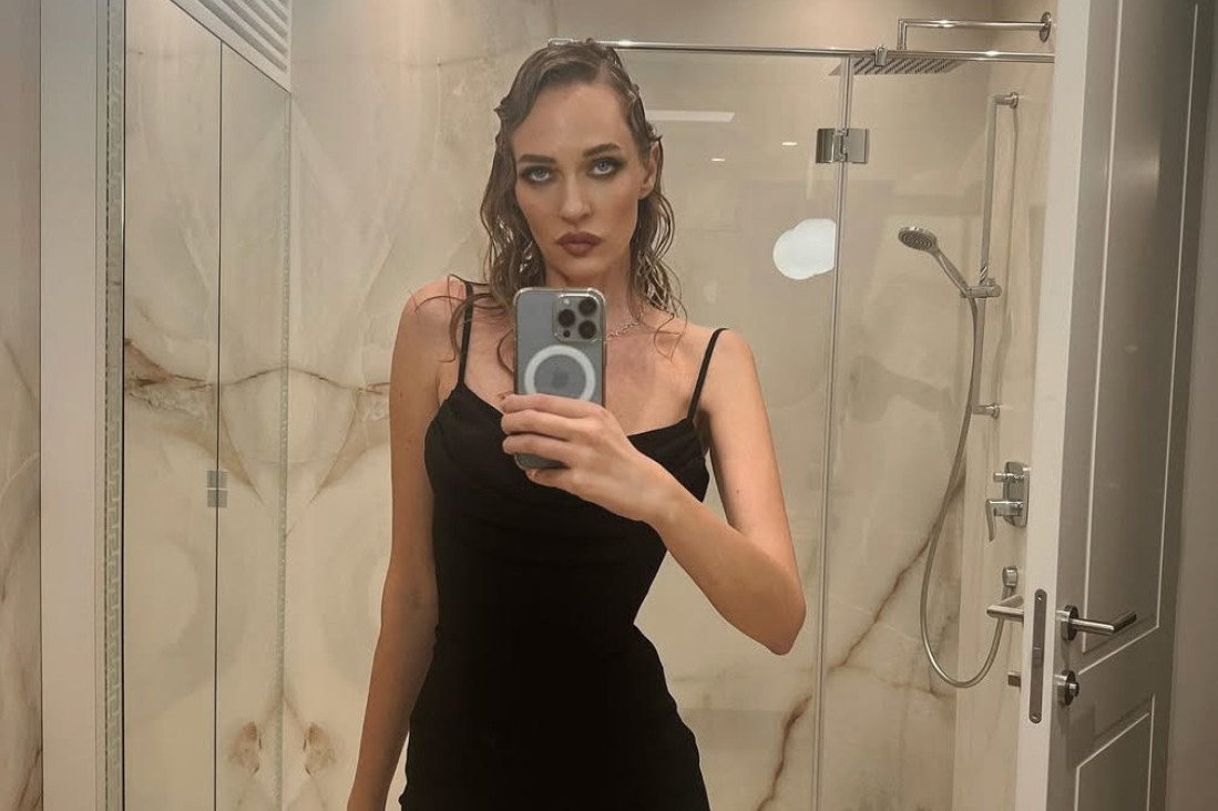 Srpkinja se udala za milijardera i uživa u životu: Jede puževe, a popularnoj lutkici nije odolela! (FOTO)