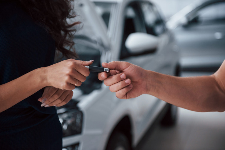 Ne čekajte tragediju: Ovo su sigurni znaci da vaši roditelji ili bake i deke više ne bi trebalo da voze