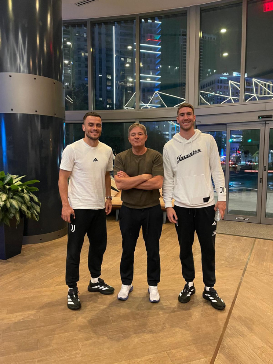 Piksi bodri Orlove na klupskom SP! Evo o čemu je selektor razgovarao sa Vlahovićem i Kostićem!