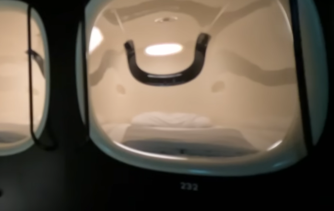 Kapsula-hotel sa strogim pravilima: Srpski jutjuber je prenoćio u jednoj od najmanjih "soba" na svetu (VIDEO)