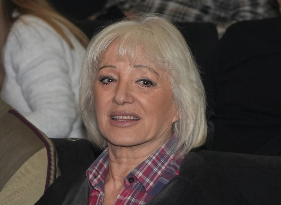 Skandal na sahrani žene Čede Markovića! Vera Matović nije htela da se javi Nadi Topčagić: "Okrenula je glavu!"