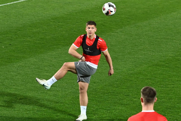 Nova pozajmica za Mijatovića: Nekadašnji napadač Zvezde stigao u Nemačku (FOTO)